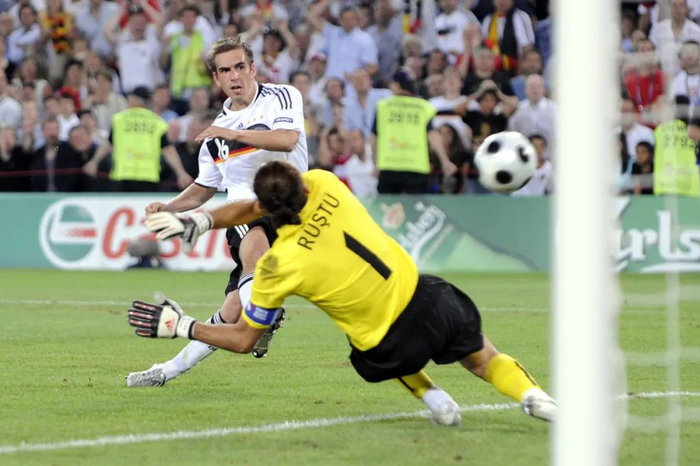 欧洲杯读秒倒计时 德国队历届球衣大盘点