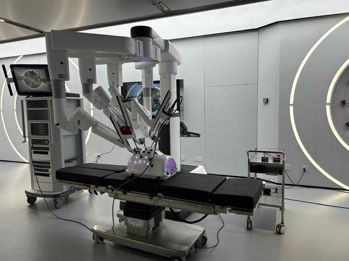 实探复星医药手术机器人厂区:网红达芬奇实现中国造 产能仍在爬坡