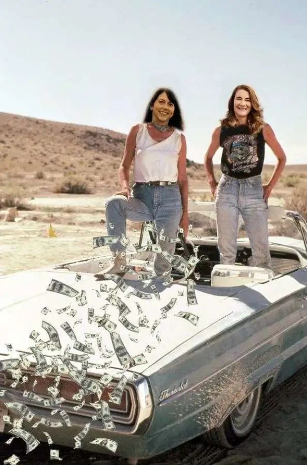 ▲网友P图，撒钱二人组