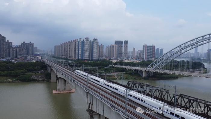 福建台湾高铁图片