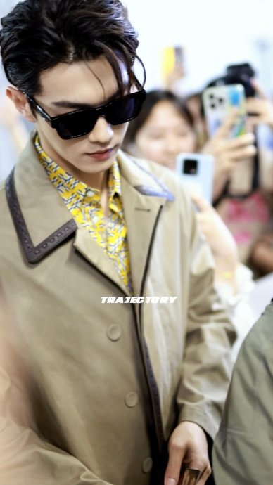 许凯这个机场照真的太超过了