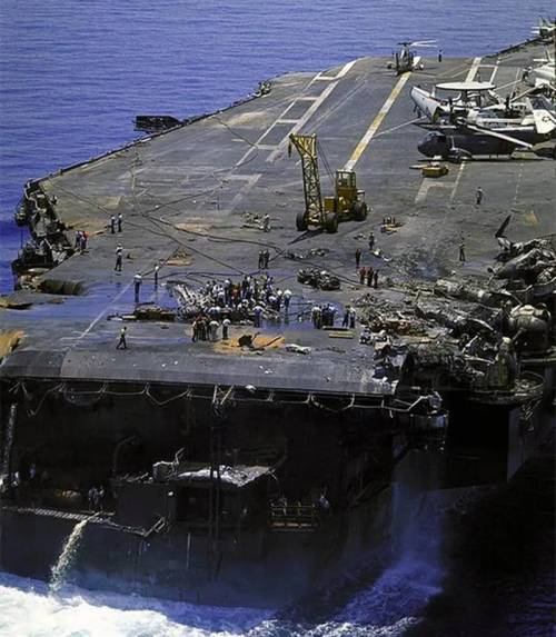 这次,终于轮到美国自证"一碗凉粉"了|航母|艾森豪威尔号|导弹_新浪