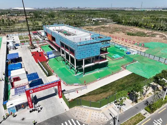 图 | 北京交通大学雄安校区西区综合服务楼建设现场