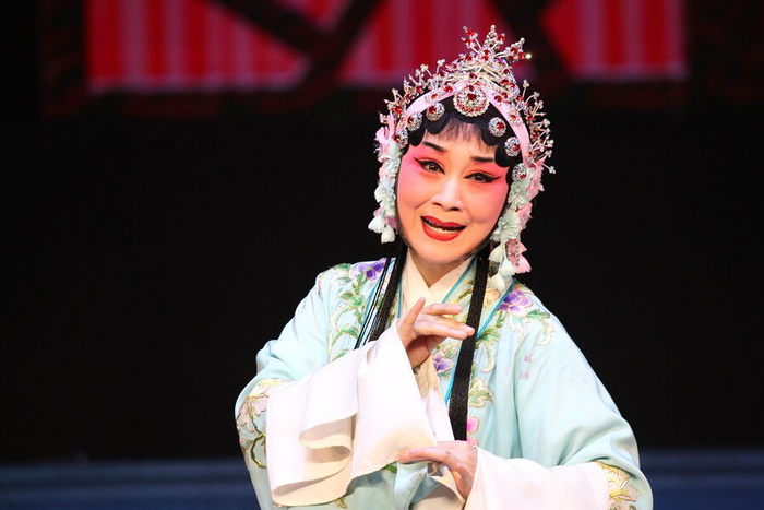 "中原文化大舞台"好戏连台|中原文化|曲剧|舞台_新浪新闻