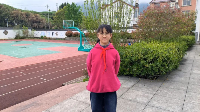 在本期《夸夸我的家乡》中,宣城市泾县云岭镇中心小学四年级的小记者