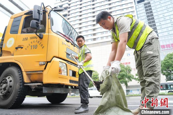 气象专家：湖南此次局地强降雨与“列车效应”有关-湖南列车运行图调整