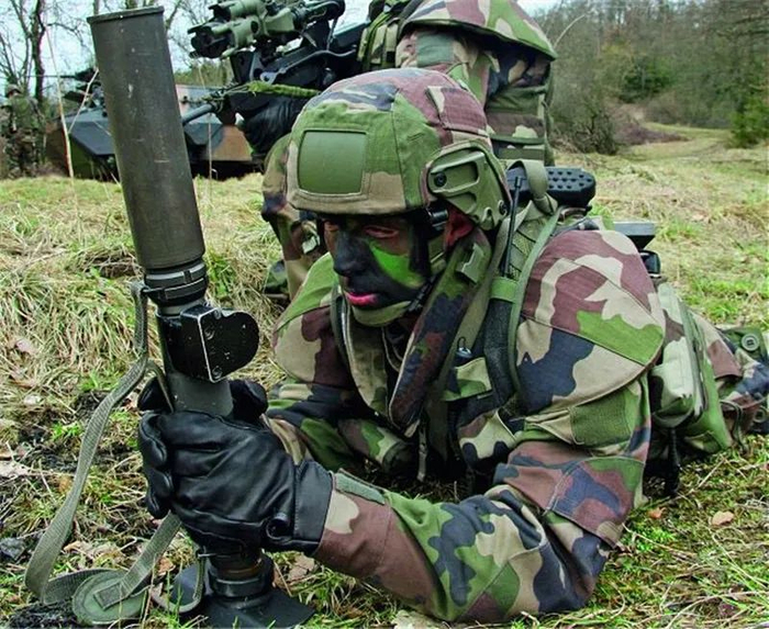 现代化的掷弹筒,法国lgi f1单兵榴弹发射器