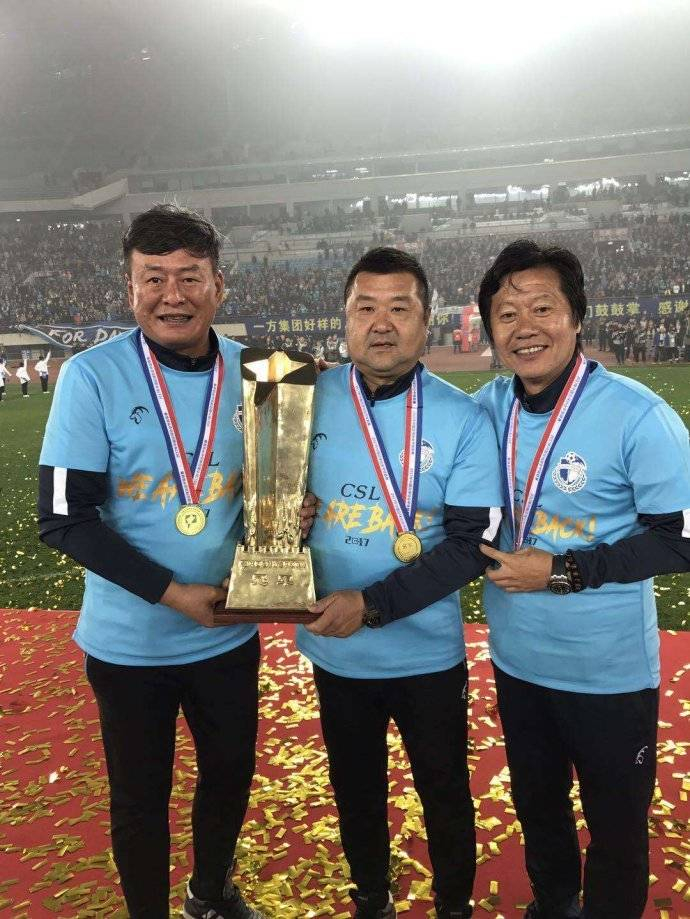 94年大连万达3-1江苏迈特 追平甲a领头羊申花|王涛|大连万达|迈特