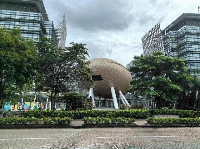 香港科学园“金蛋”——高琨会议中心。人民网 杨春燕摄