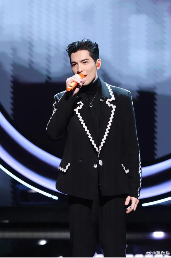 图源：@萧敬腾 微博