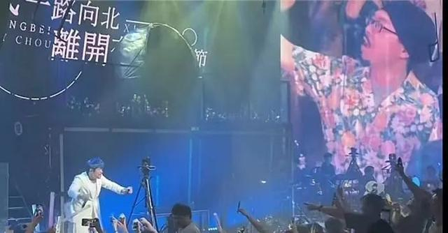 “黑伦”和“圆文山”。“圆文山”社交媒体截图