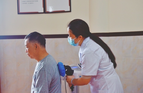 重庆建成91个尘肺病康复站 2.42万名患者可就近免费康复治疗