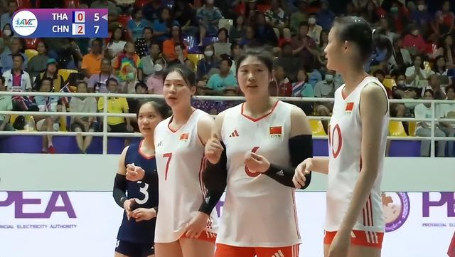u18女排3-0泰国锁定e组头名:第二局16-19逆转太坚韧 4