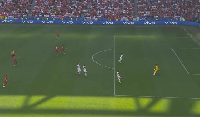 C罗和队友还在懊恼，对手已送上“大礼” 网络直播截图