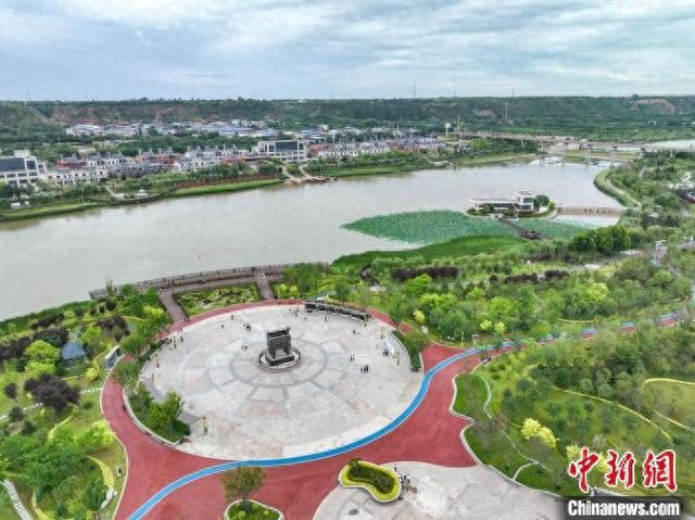石川河生态公园环境优美。中新社记者 贾天勇 摄