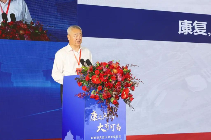 董尔丹院士 图源：康复大学官网