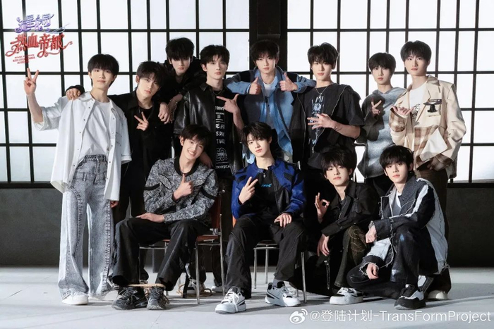 TF三代出道前,和时代峰峻负责人聊聊这“最废”的一代|TFBOYS|时代少年团|台风少年团|练习生|登陆日_新浪新闻