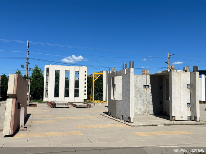 图说：“装配式建筑”组件样品展示