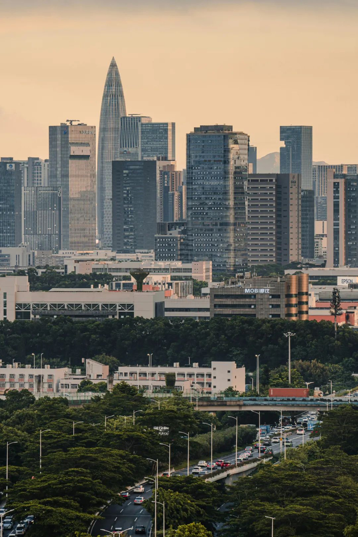 这座一线城市,拼命建理工大学