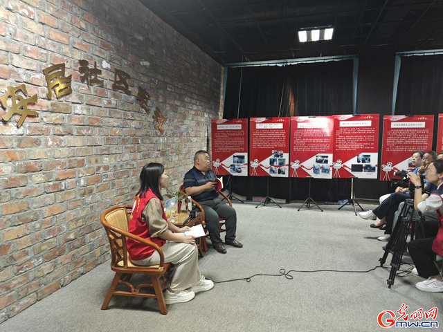 从“灌输式”普法到“互动式”普法 内蒙古包头东河区积极探索普法新模式-思想政治教育中的灌输理论