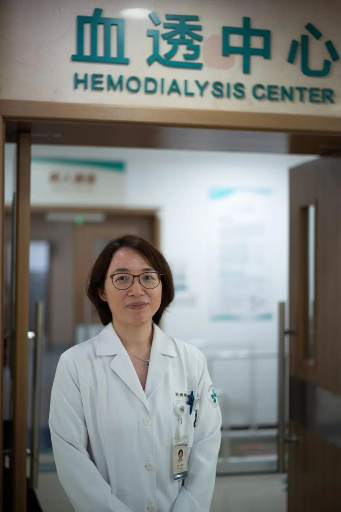 李惠莉主任很同情张贵圣的遭遇  摄影/田栋梁