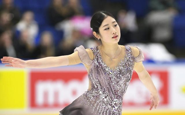 反转!韩国19岁“花滑女神”公布私密照片,否认对师弟有性侵行为|米兰冬奥会|花样滑冰锦标赛|刘永|李海仁|花样滑冰_新浪新闻