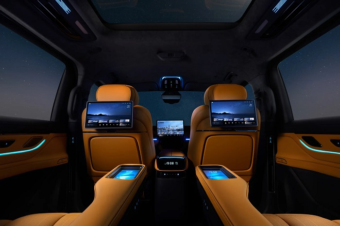 图片来源：吉利LEVC翼真汽车