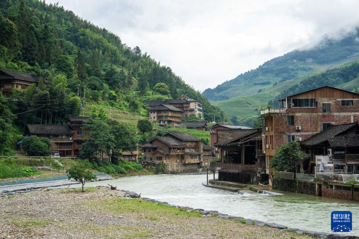新华全媒 |走进广西黄洛瑶寨 探秘"天下第一长发村"
