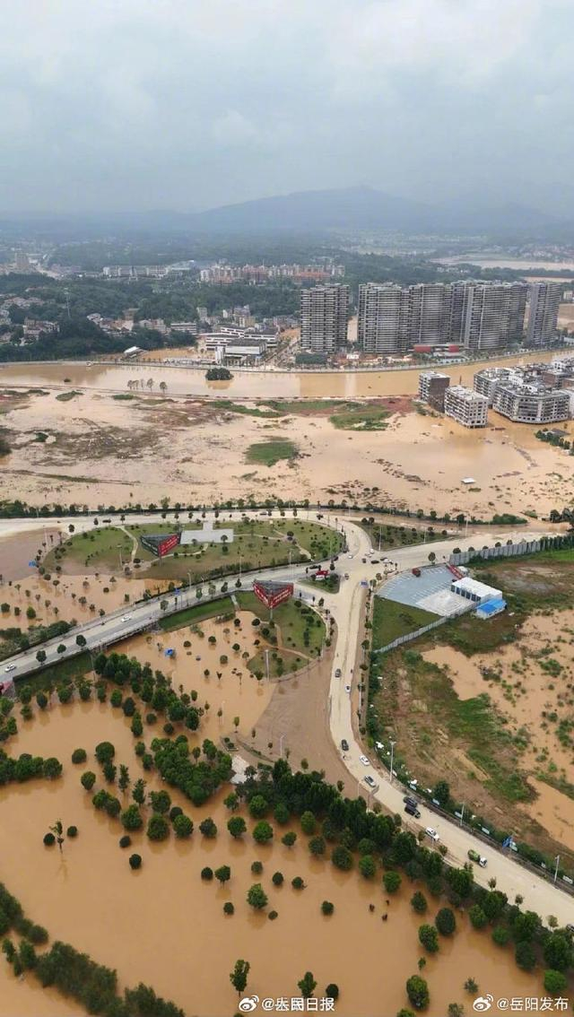 湖南岳阳平江县城正在退水,明晨有望退出保证水位
