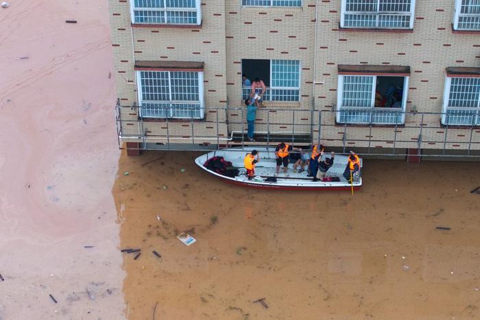 中指研究院：8月百城二手房价格继续下行