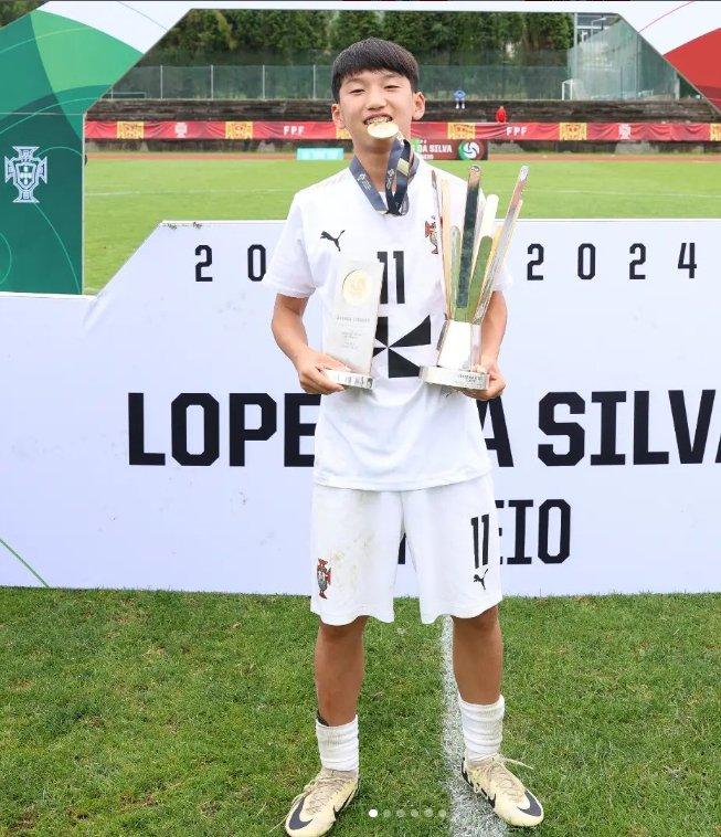 蟬聯(lián)MVP+奪冠！14歲中國小將弗朗西斯科-王率里斯本足協(xié)杯賽奪冠