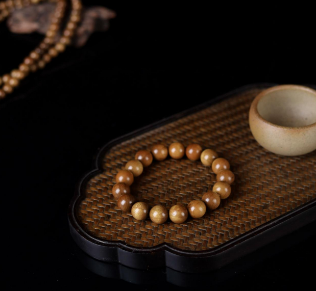 好物| 号称"帝王之木"的金丝楠手串,佛系于手,祈福安康|金丝楠木|手串