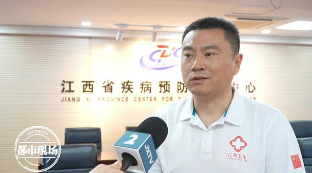 江西省疾控中心环境所 所长 付俊杰:雨季后积水多,环境适宜,又由于