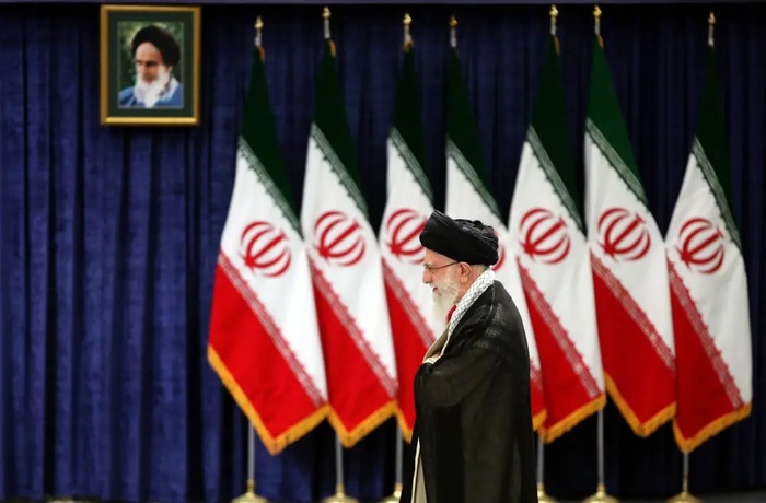 正在大选中投票的伊朗最高领袖哈梅内伊IC Photo