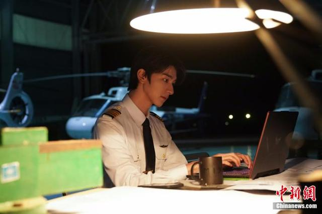 《玫瑰的故事》中的“何西”。受访者供图