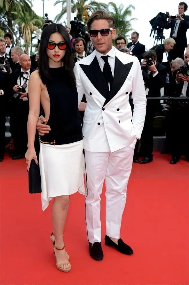 ▲朱珠与拉波·埃尔坎在戛纳红毯