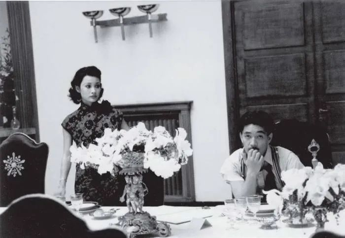 ▲拍摄《末代皇帝》期间，陈冲与坂本龙一