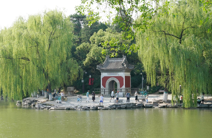 北大开放暑期校园参观,到京第一站感受最高学府底蕴|北京大学|历史