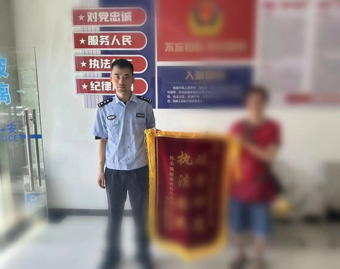 崇明公安开展第十五次"砺剑"行动|派出所|民警|公安_新浪新闻