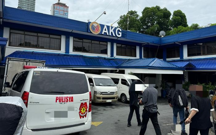 6月27 日，遇难者家属抵达菲律宾国警反绑架大队(AKG)。受访者供图