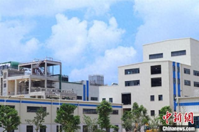 图为比亚迪3万吨碳酸锂项目厂区。覃剑秀 摄