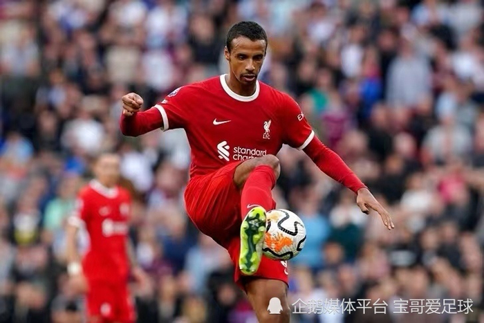 马蒂普,32岁喀麦隆后卫,与利物浦合同到期,身价800万欧元.