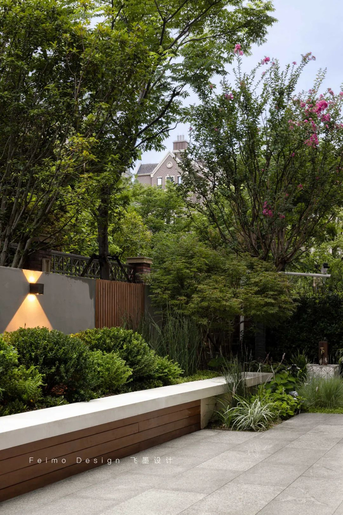 砖砌院墙△木院墙(图源网友@海陆陆陆)△竹篱笆(图源网友@猫猫的小