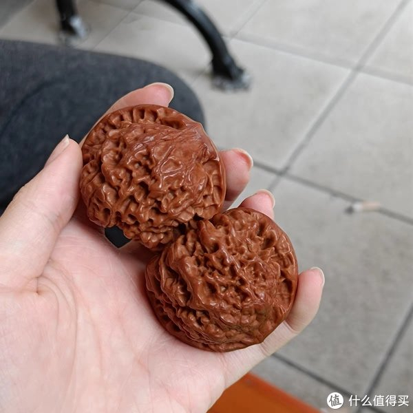 文玩核桃——麒麟纹官帽