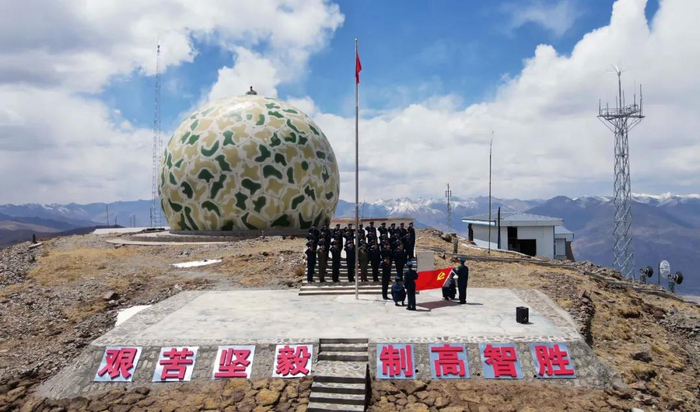 架上山顶甘巴拉雷达站组建命令下达1965年10月跋涉4000余公里挺进雪域
