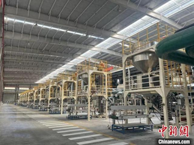 图为广西长鸿生物降解母粒产业园一期项目生产厂房。广西长鸿生物材料有限公司供图