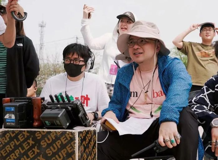 易小星在拍摄现场  图源：豆瓣