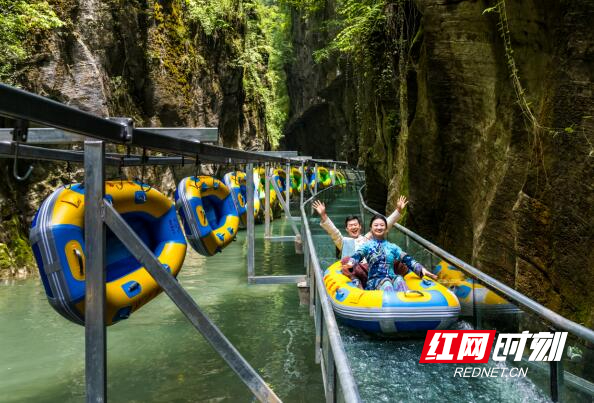 避暑加康养 恩施地心谷有"凉"方
