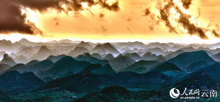 雨后普者黑 水墨层峦 苍翠叠嶂