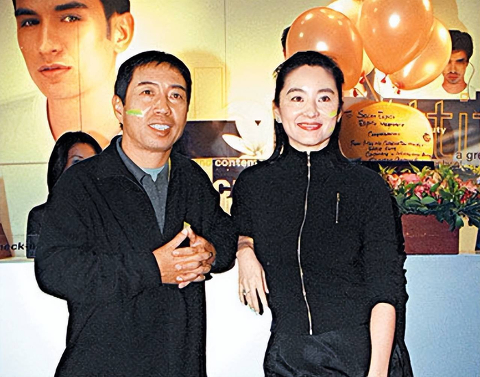 仔细想来,林青霞活跃在镜头前,可最近几年,鲜少看到夫妻两人一起同框.